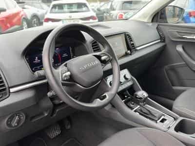 Skoda KAROQ 1.5 TSI 150 SELECTION DSG7 (2025) - Foto 10