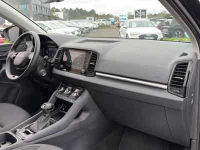 Skoda KAROQ 1.5 TSI 150 SELECTION DSG7 (2025) - Foto 15