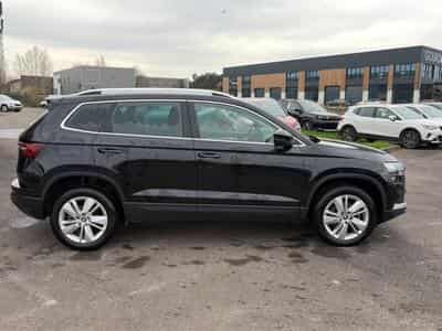 Skoda KAROQ 1.5 TSI 150 SELECTION DSG7 (2025) - Foto 4
