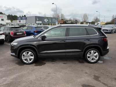 Skoda KAROQ 1.5 TSI 150 SELECTION DSG7 (2025) - Foto 8