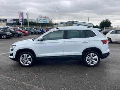 Skoda KAROQ 1.5 TSI 150 SELECTION DSG7 (2025) - Foto 8