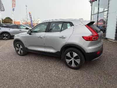 Volvo XC40 T4 RECHARGE 211 START DCT 7 (2023) - Foto 7