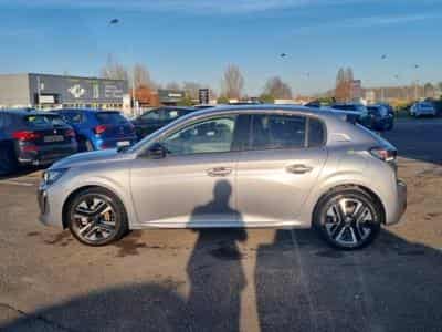 Peugeot 208 1.2 100 ALLURE (2025) - Foto 8