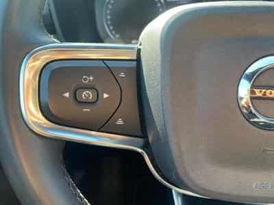 Volvo XC40 T4 RECHARGE 211 START DCT 7 (2023) - Foto 15
