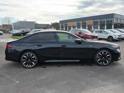Bmw SERIE 5 (G60) I5 M60 601 XDRIVE (2024) - Foto 4