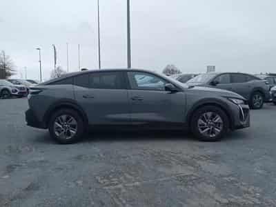 Peugeot 408 HYBRID 145 ALLURE E-DCS6 (2024) - Foto 4