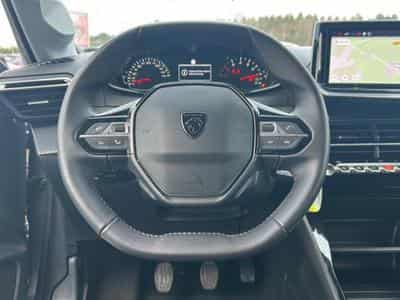 Peugeot 208 1.2 100 STYLE (2025) - Foto 13