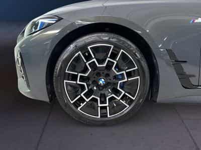 BMW i4 xDrive40 HiFi DAB LED RFK Shz (2025) - Foto 7