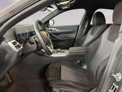 BMW i4 xDrive40 HiFi DAB LED RFK Shz (2025) - Foto 8
