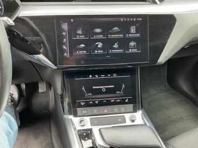 Audi e-tron S line (2022) - Foto 11