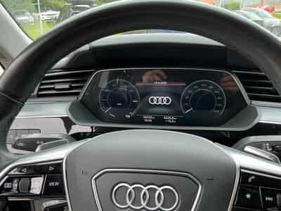Audi e-tron S line (2022) - Foto 8