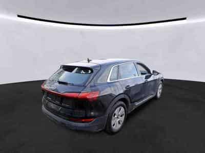 Audi e-tron quattro 50 (2022) - Foto 3