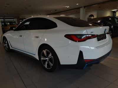 Bmw i4 eDrive40 5d (2023) - Foto 3