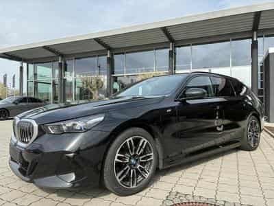 Bmw 530 5er - 530 e M Sport (EURO 6e) (2024) - Foto 2