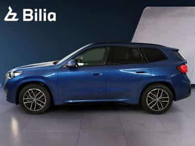 BMW iX1 xDrive30 Head-Up HK HiFi DAB (2025) - Foto 11