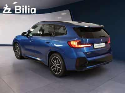 BMW iX1 xDrive30 Head-Up HK HiFi DAB (2025) - Foto 4