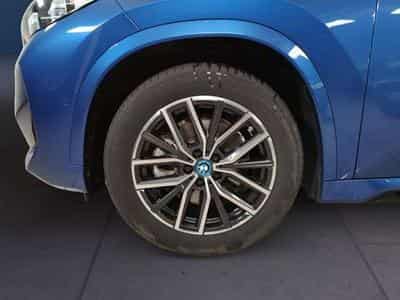 BMW iX1 xDrive30 Head-Up HK HiFi DAB (2025) - Foto 6