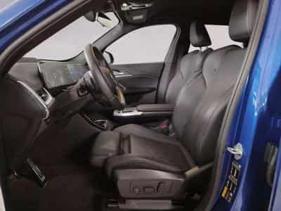 BMW iX1 xDrive30 Head-Up HK HiFi DAB (2025) - Foto 7