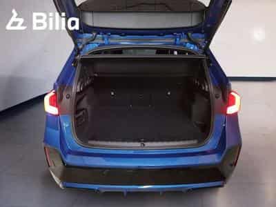 BMW iX1 xDrive30 Head-Up HK HiFi DAB (2025) - Foto 9