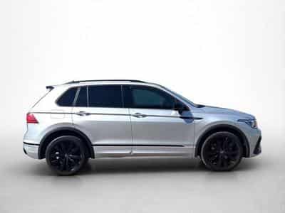 VW Tiguan R-Line 4Motion/Matrix/AHK/Black/DCC (2022) - Foto 7