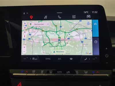 Renault Austral 1.3 T MHEV NAVI / CAMERA / CARPLAY / FULL LED (2024) - Foto 11