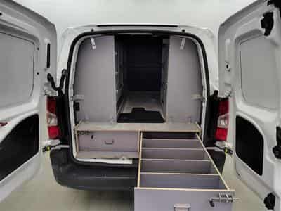 Citroen Berlingo 1.2 PureTech 130cv EAT8 Worker 3pl. NAVI / PDC AV+AR (2020) - Foto 14