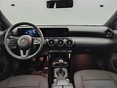 Mercedes A 160 A 160 Business NAVI/PDC AV AR (2022) - Foto 8