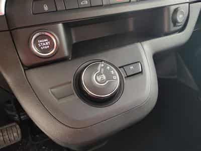 Peugeot Expert 2.0 BlueHDi L3 AUTO/3PL/NAVI/PDC (2024) - Foto 13