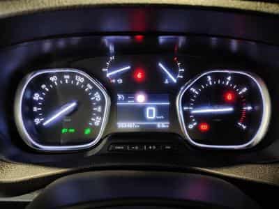 Peugeot Expert 2.0 BlueHDi L2 Premium EAT8 NAVI / CLIM / TEL (2023) - Foto 10
