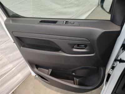 Peugeot Expert 2.0 BlueHDi L2 Premium EAT8 NAVI / CLIM / TEL (2023) - Foto 15