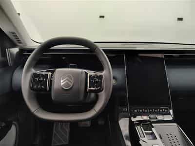 Citroen C5 Aircross 1.2 Hybrid 145cv E-DCS6 Plus NAVI / FULL LED / CAMERA / JA19 (2026) - Foto 9