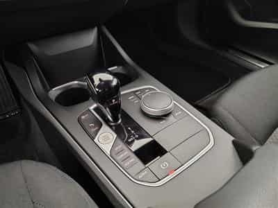 BMW 116 116dA Business NAVI/FULL LED/JA16/PDC AV AR (2023) - Foto 12
