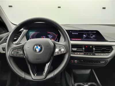 BMW 116 116dA Business NAVI/FULL LED/JA16/PDC AV AR (2023) - Foto 9