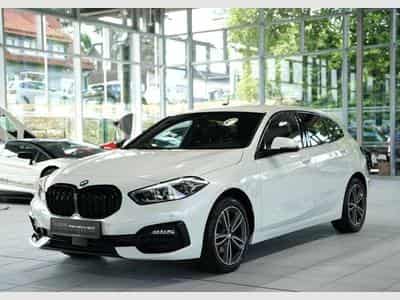 BMW 118 I Sport Line *2.Hand *LiveCockpit*Sportsitze (2021) - Foto 5