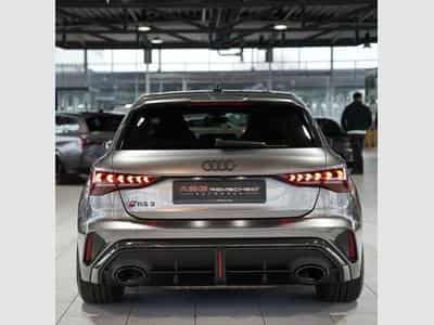 Audi RS3 q. Sportback 1.HD*Schale*S-AGA*Carbon*YIDO (2024) - Foto 11