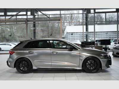 Audi RS3 q. Sportback 1.HD*Schale*S-AGA*Carbon*YIDO (2024) - Foto 7