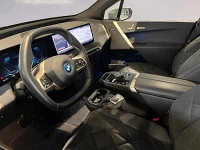 BMW iX iX xDrive40 (2024) - Foto 11