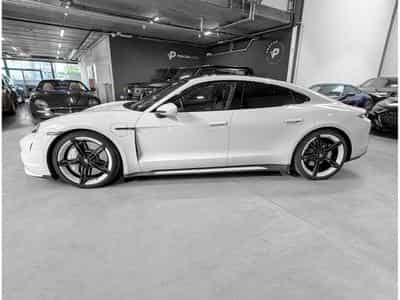 Porsche Taycan PORSCHE TAYCAN TURBO /APPROVED/ PURE WHITE | SPORT CHRONO | (2020) - Foto 7