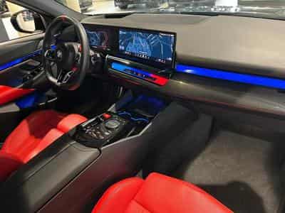 BMW M5 M5 Touring (2025) - Foto 10