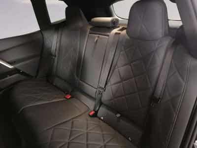 BMW iX xDrive40 (2022) - Foto 8
