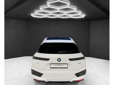 BMW iX 50 xDrive / M SPORT / HK / PANO / 360 (2023) - Foto 4