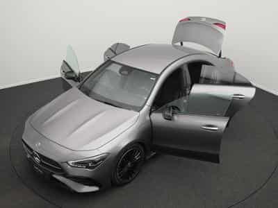 Mercedes CLA 200 AMG-Line Cpe Multi+Kamera+Night+19" (2025) - Foto 14