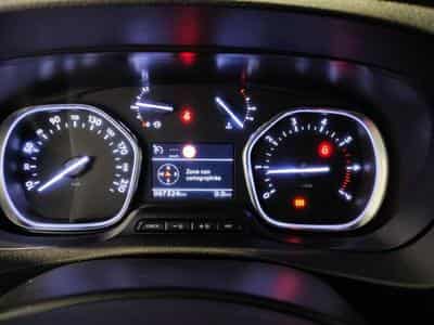 Peugeot Expert 2.0 BlueHDi EAT8 L2 NAVI CLIM / TEL / PDC AV-AR (2023) - Foto 10