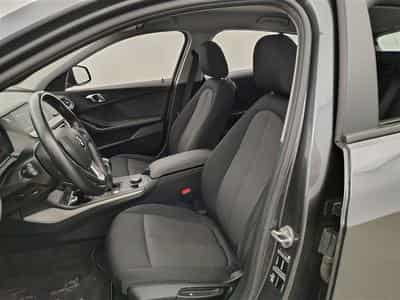 BMW 116 i Business Line NAVI / FULL LED / ALU / PDC (2021) - Foto 7