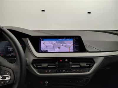 BMW 118 i Navi Cockpit / Led / PDC av+ar (2021) - Foto 11