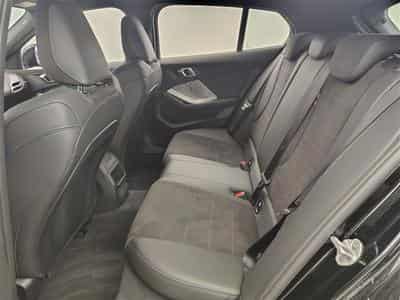 BMW 120 120iA Pack M NAVI / FULL LED / CAMERA / JA 18" (2025) - Foto 13