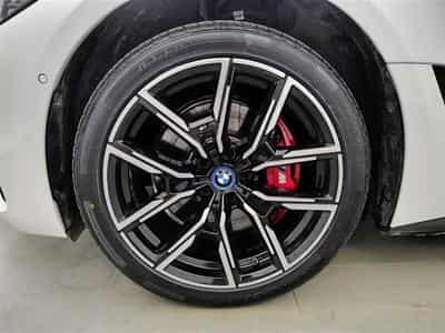 BMW i4 eDrive35 Gran Coupé Pack M (2024) - Foto 6