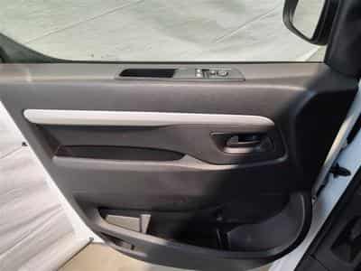 Peugeot Expert 2.0 BlueHDi 180 EAT8 L3 DBLE CAB 6PL. NAVI / CLIM / TEL (2023) - Foto 15