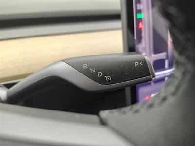 Tesla Model 3 60 kWh Standard Plus (2023) - Foto 12