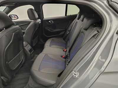 BMW 116 iA PACK M *NAVI/FULL LED/TOIT PANO/PDC AV ARR* (2023) - Foto 13